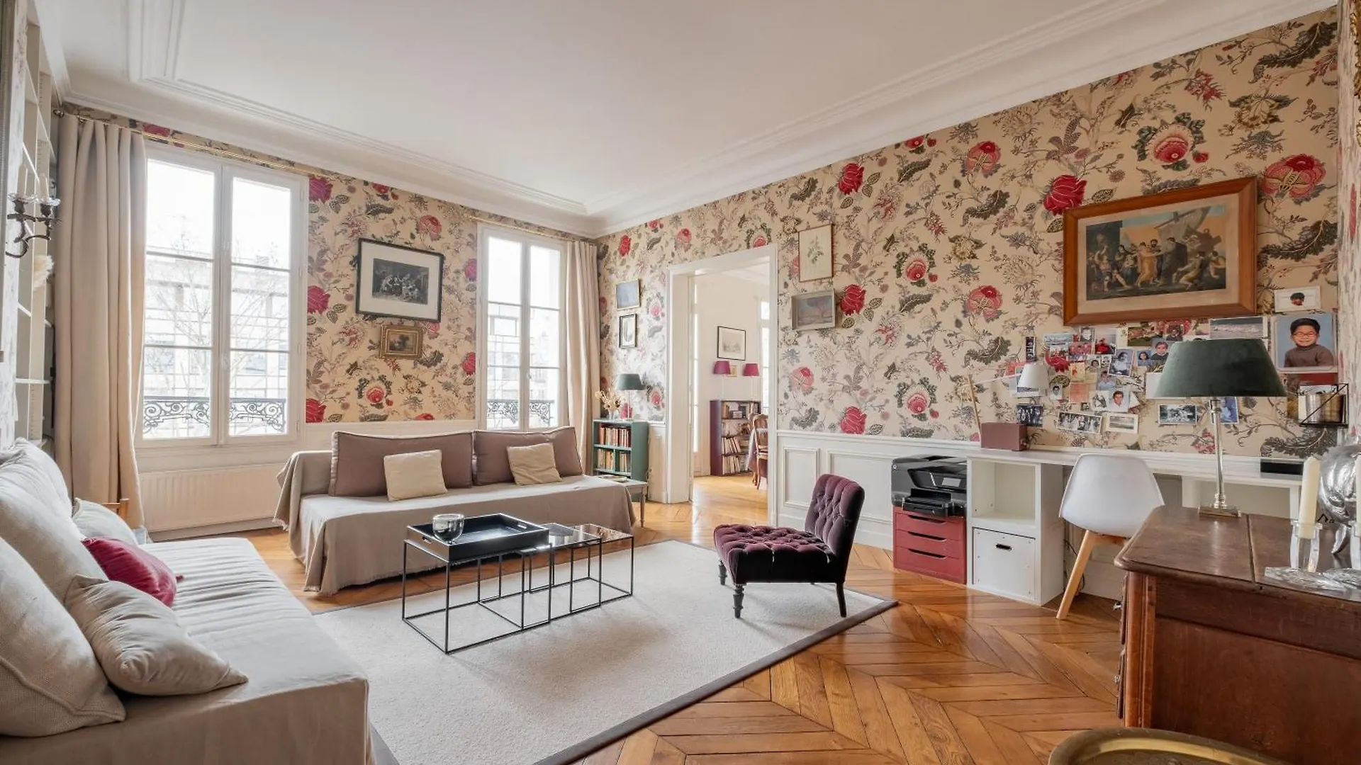 Apartamento Veeve - Flowers In Saint-Martin Paris França