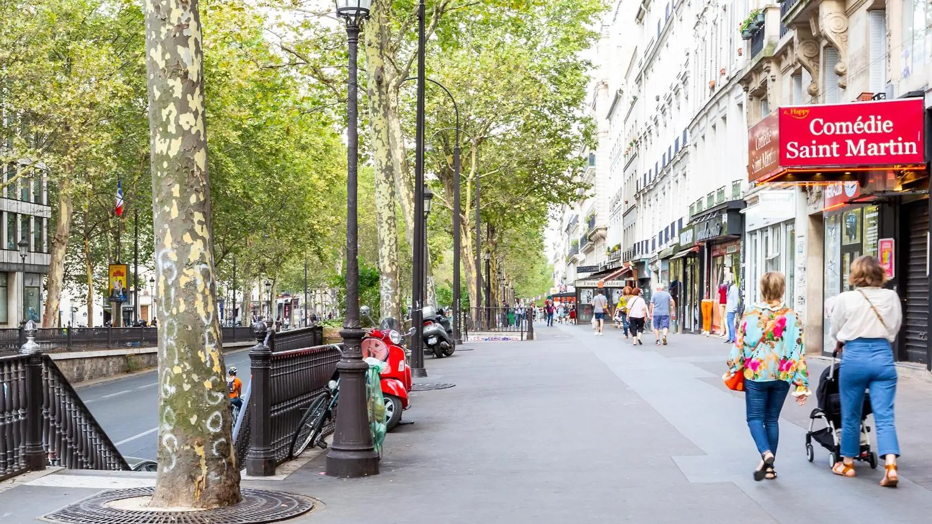 Lägenhet Veeve - Flowers In Saint-Martin Paris